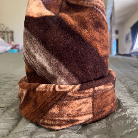 Clique WorldWide Fleece Hat - Picture 2 of 2